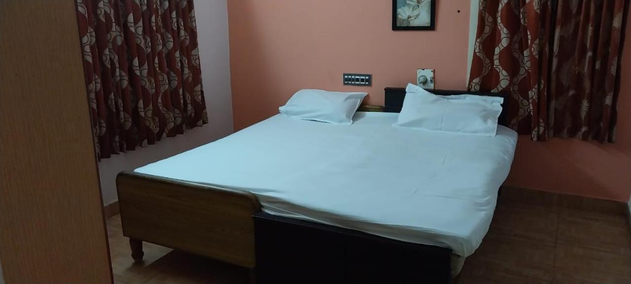 Happy Beach House Madras Buitenkant foto